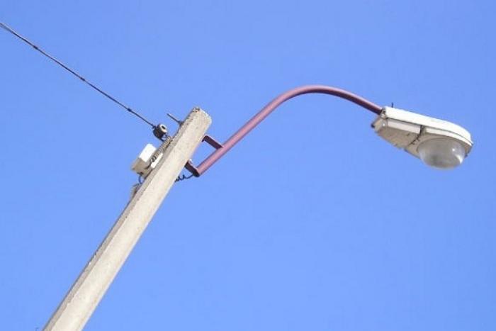 Quelle devrait être la distance entre les lampadaires ?