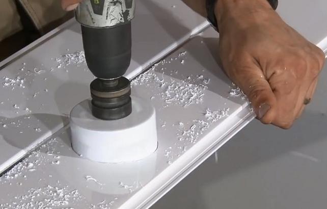 How to install spotlights in a PVC board ceiling