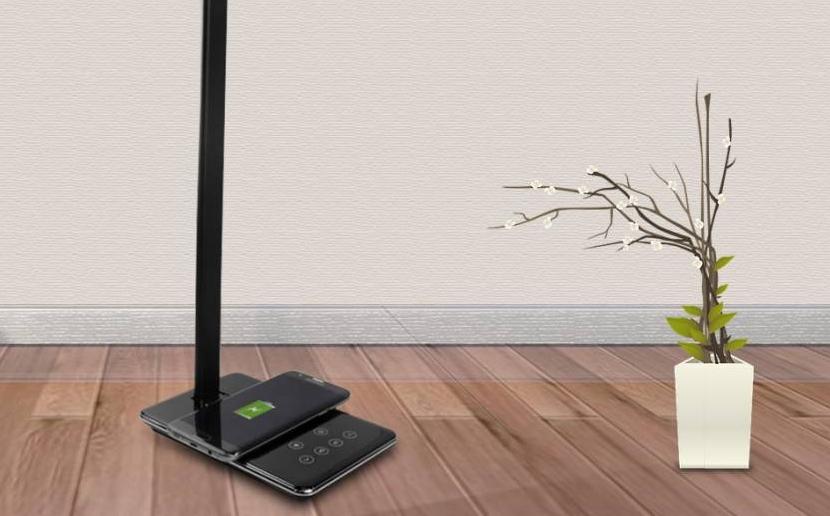  lamp base model can be equipped with wireless smartphone charging.