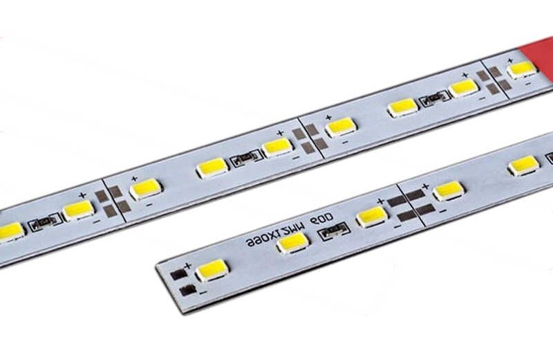 Caractéristiques de la LED SMD 5730