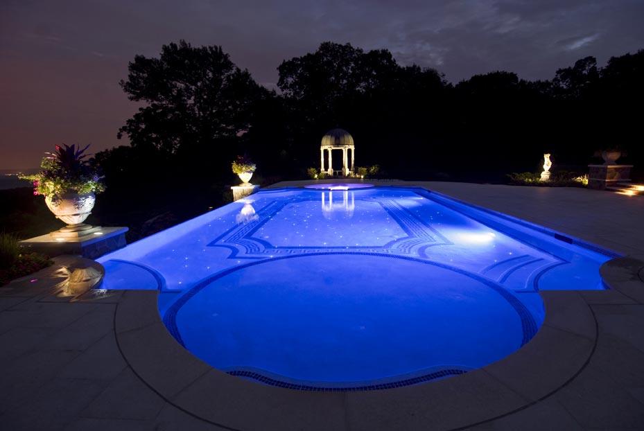 Recommendations for arrangement of pool lighting in a private home