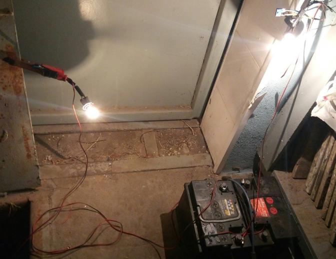 Câblage d'éclairage de garage sans électricité avec leurs propres mains