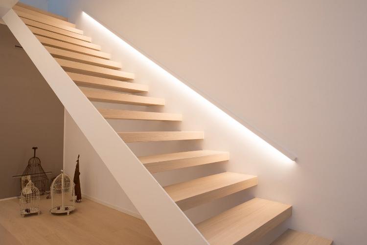 Handrail lighting looks spectacular.