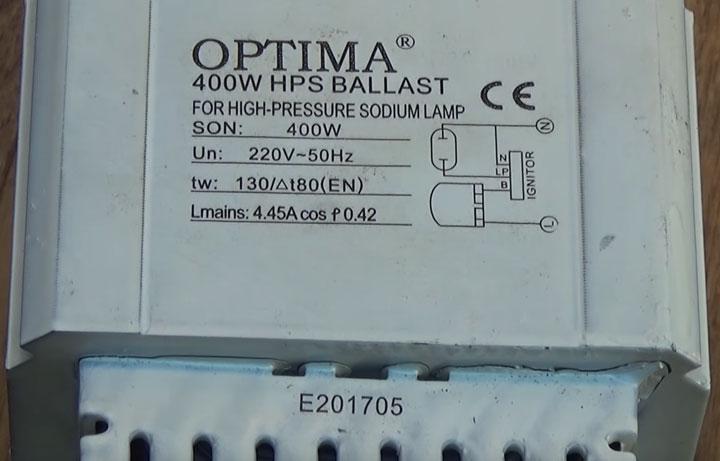 Wiring diagram of a sodium light source.