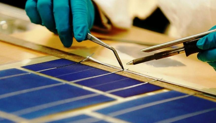 How to make a solar panel at home