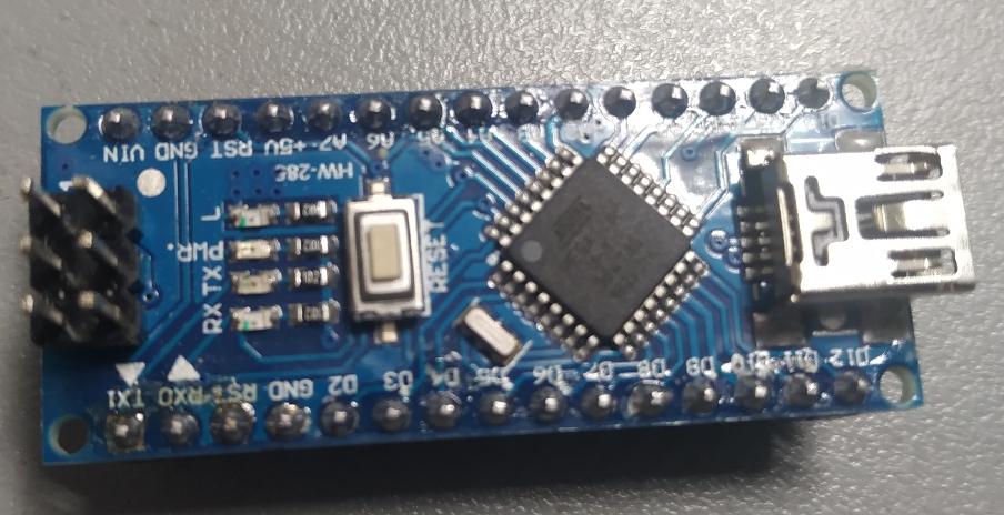 Arduino Nano.