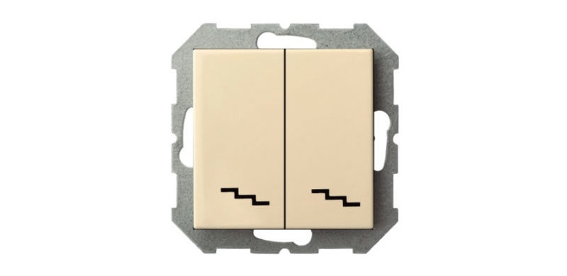 How to connect a two-way switch - diagram