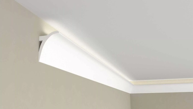 Plafond Bandeau lumineux à LED sous la plinthe