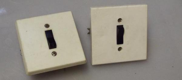 How to repair light switches at home