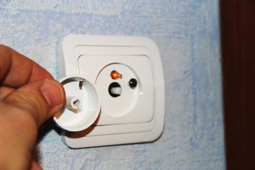 How to repair light switches at home