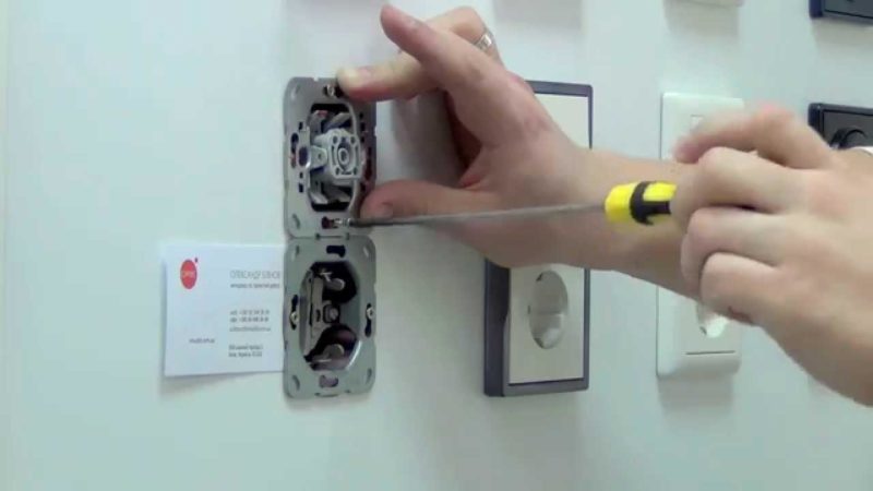 How to connect a light dimmer to control lights from 3 places