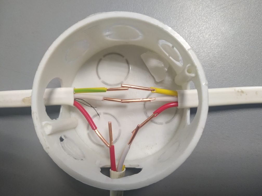 Wiring diagram of two lamps to one switch