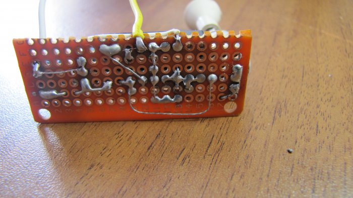 Monoxyde de carbone Ion Stabilisation de la tension